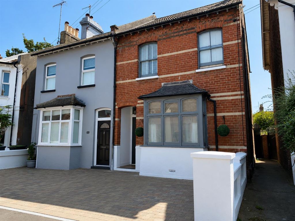 Property photo 1 of 10 465Fb51F-599c-4121-868E-Fe32c4c4Fe27.Png
