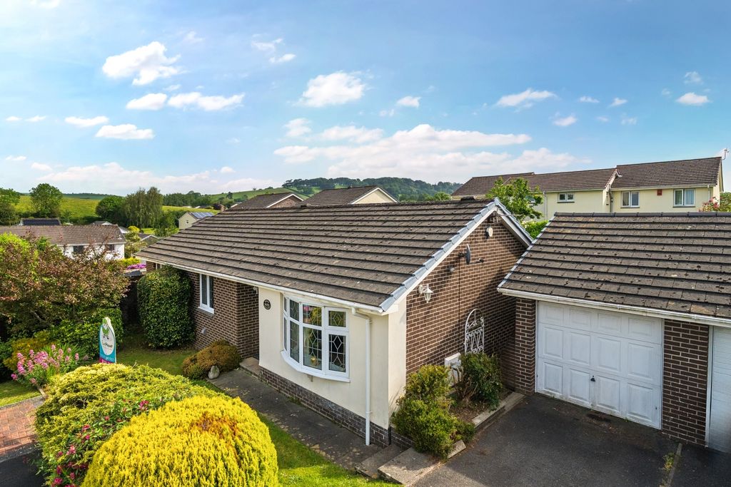 Property photo 1 of 23 1466528-2-6A108B630E2F6-Arw
