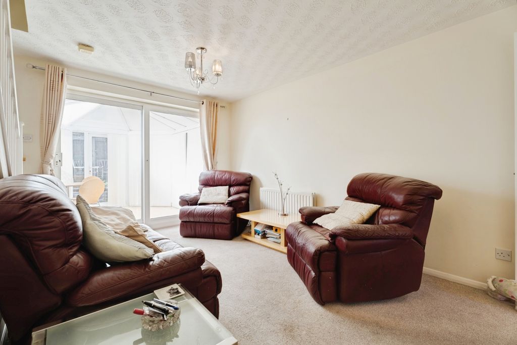 Property photo 3 of 13 Pbox-Img.Jpg