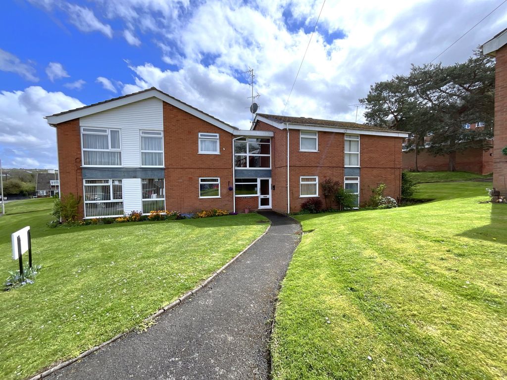 Property photo 1 of 6