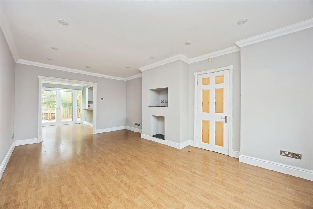 Property photo 2 of 21 Reception Room