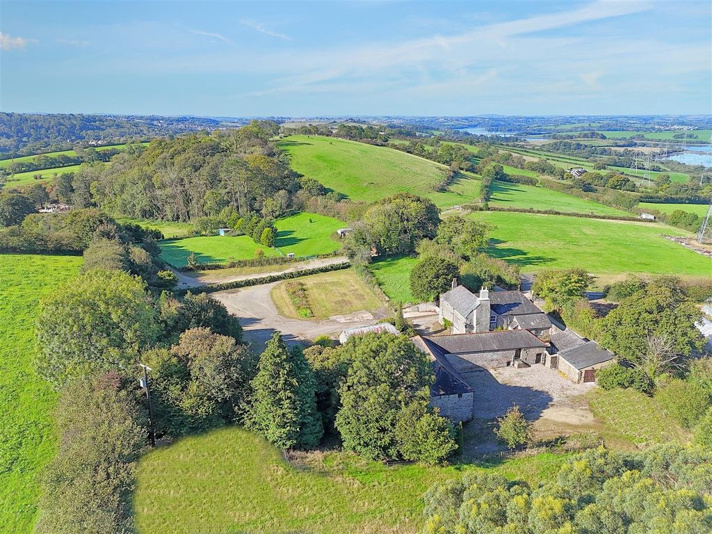 Property photo 1 of 41 Great Trehills