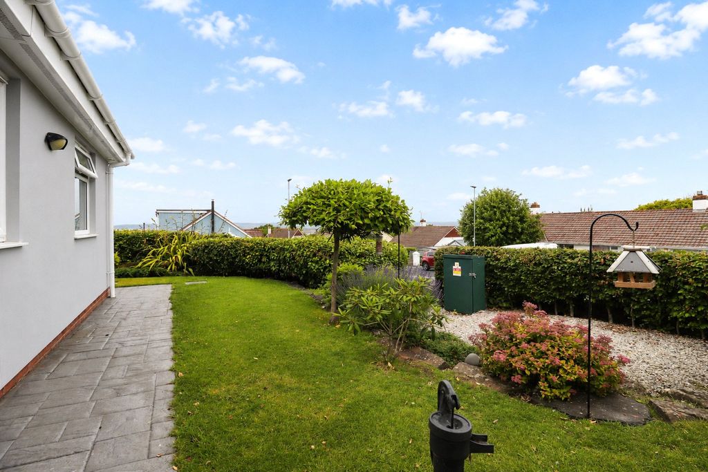 Property photo 2 of 18 2 - Picture No. 01