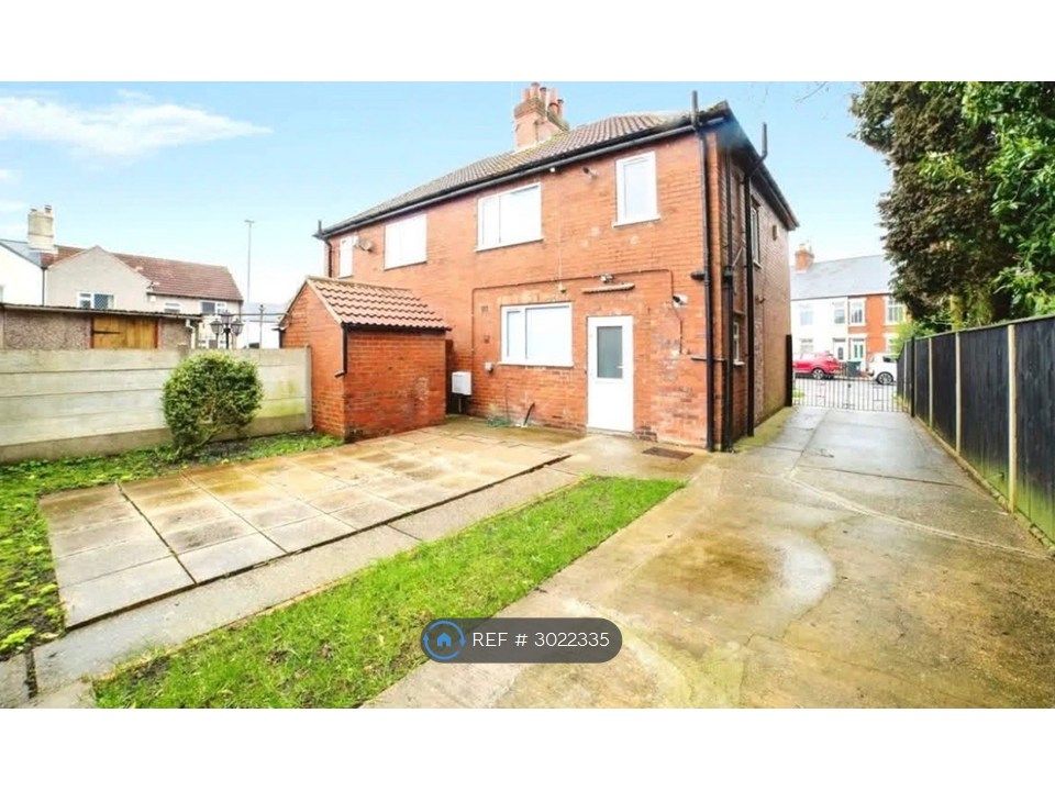 Property photo 2 of 13