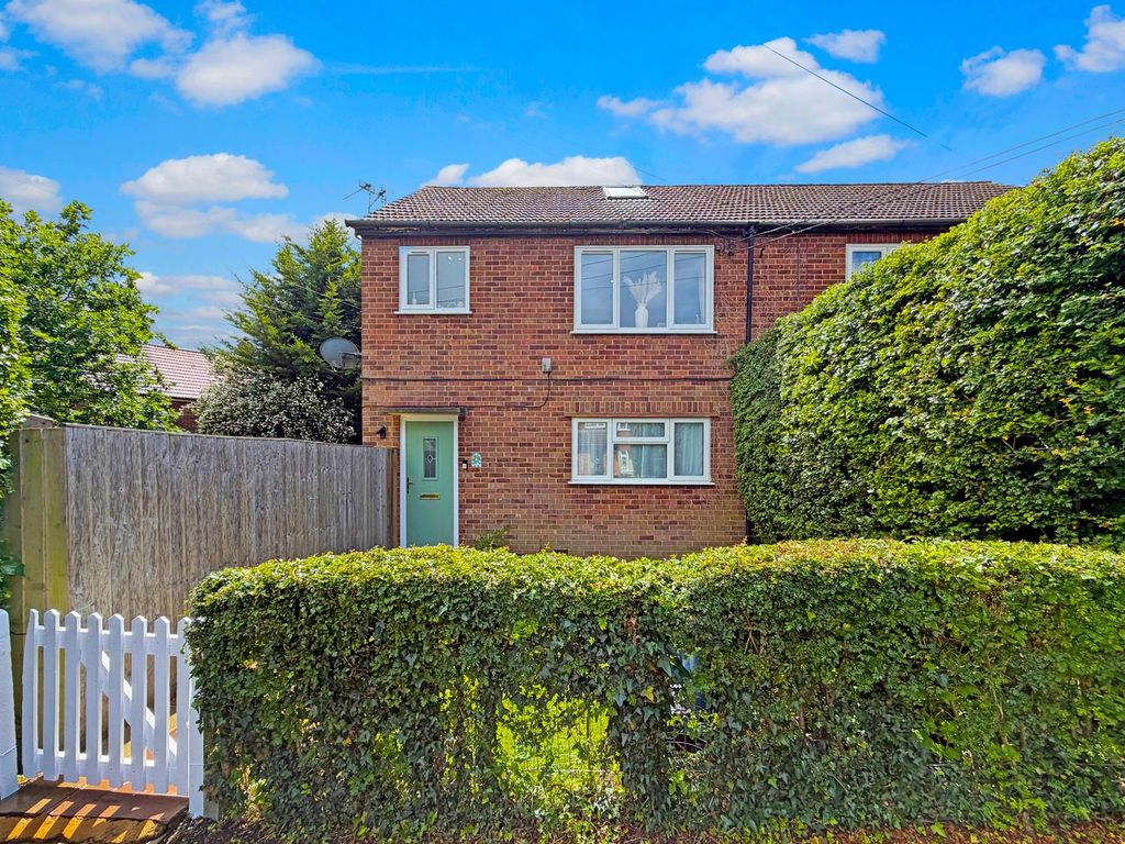 Maisonette for saleLongwood Lane, Amersham HP7