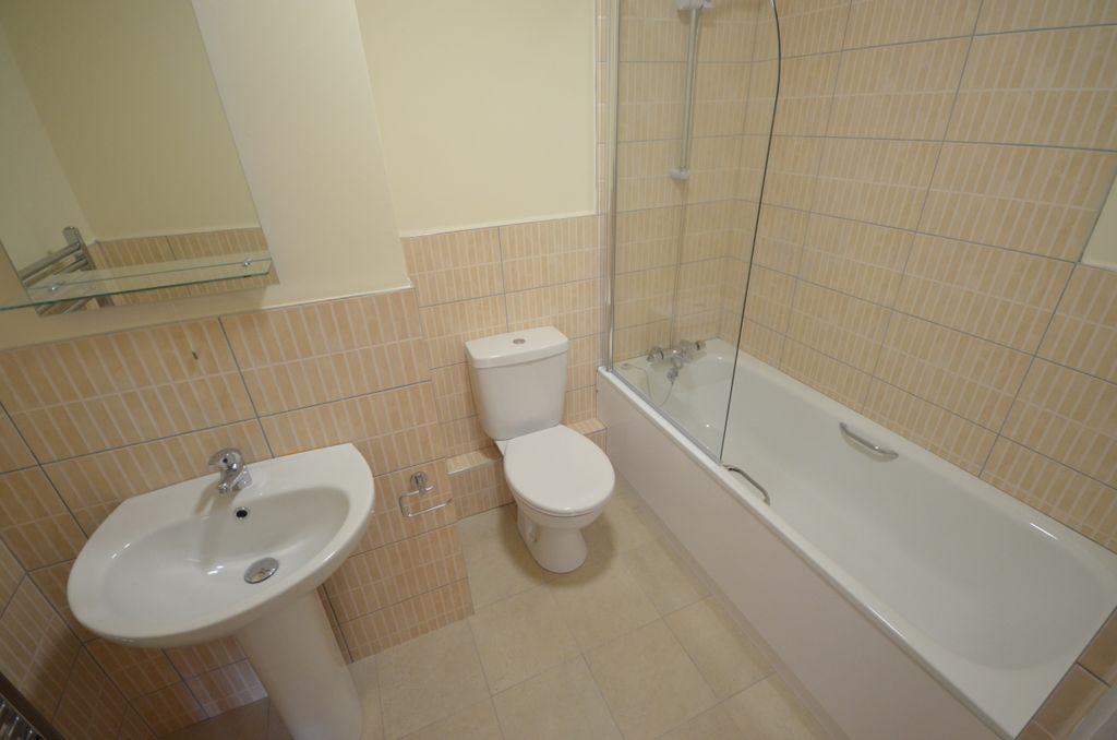 Property photo 3 of 6