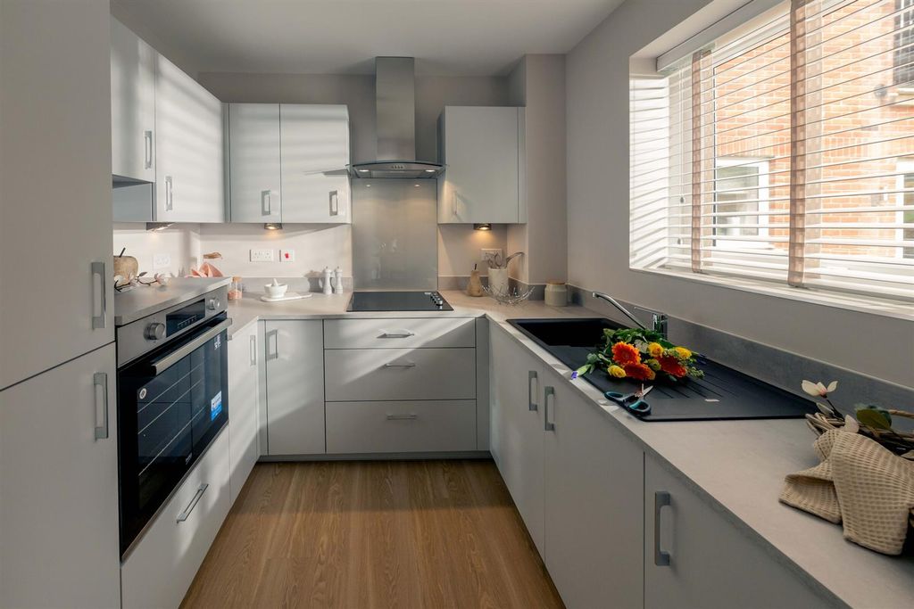 Property photo 3 of 9 3.Jpg