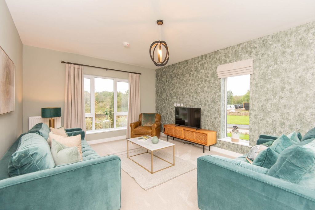 Property photo 3 of 23