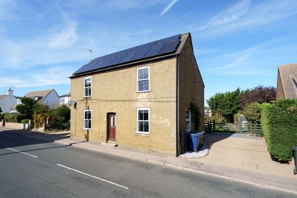 Property photo 1 of 36