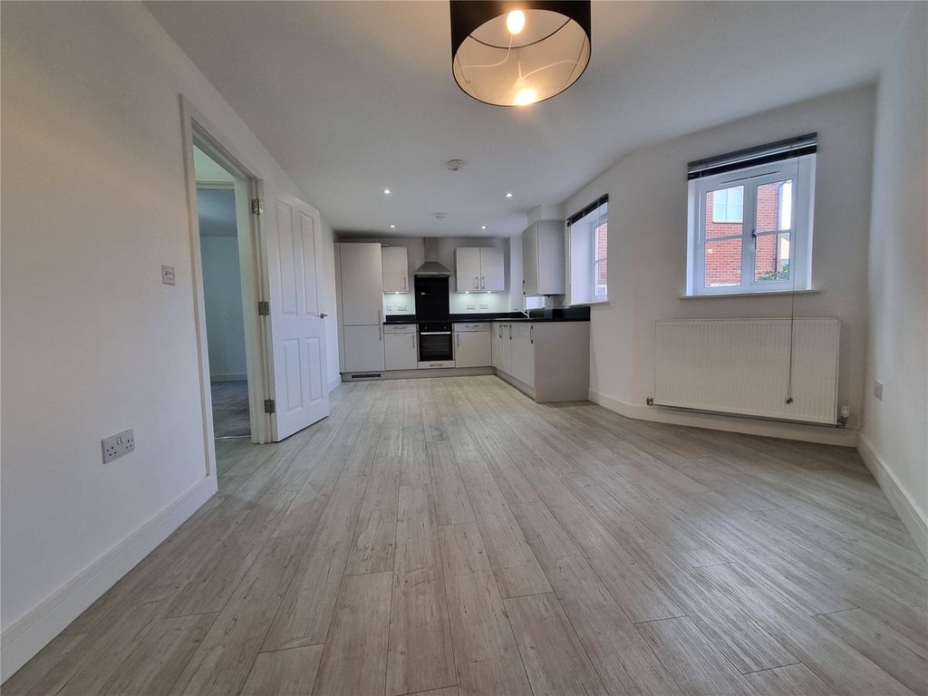 Property photo 2 of 8 Picture No. 03