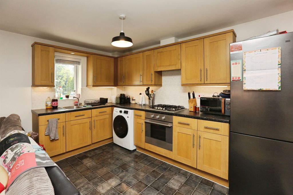 Property photo 3 of 12