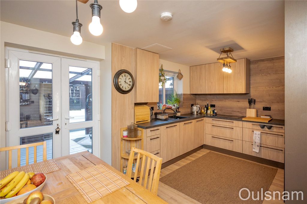 Property photo 2 of 20 Picture No. 02