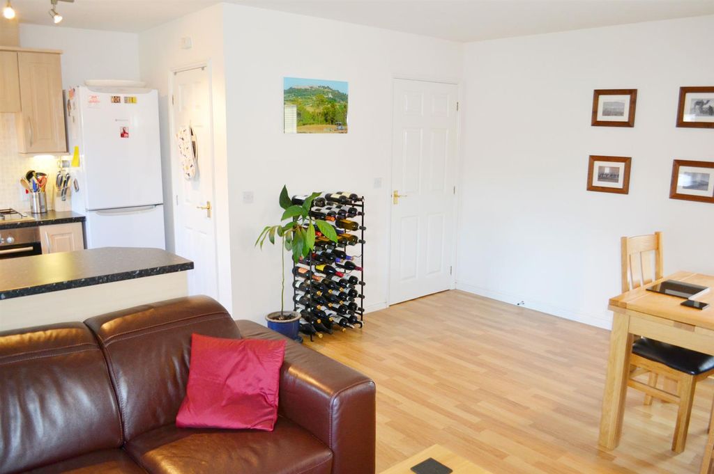 Property photo 3 of 7 Kitchen / Living / Dining Area