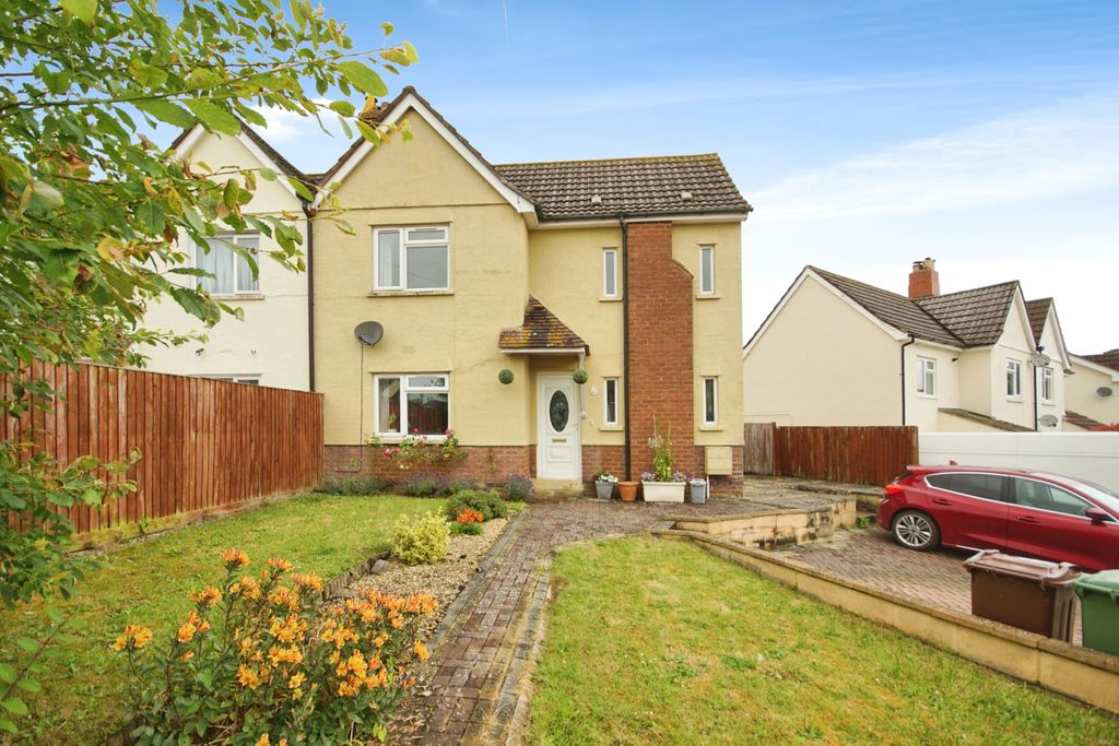 Property photo 3 of 17 Photography