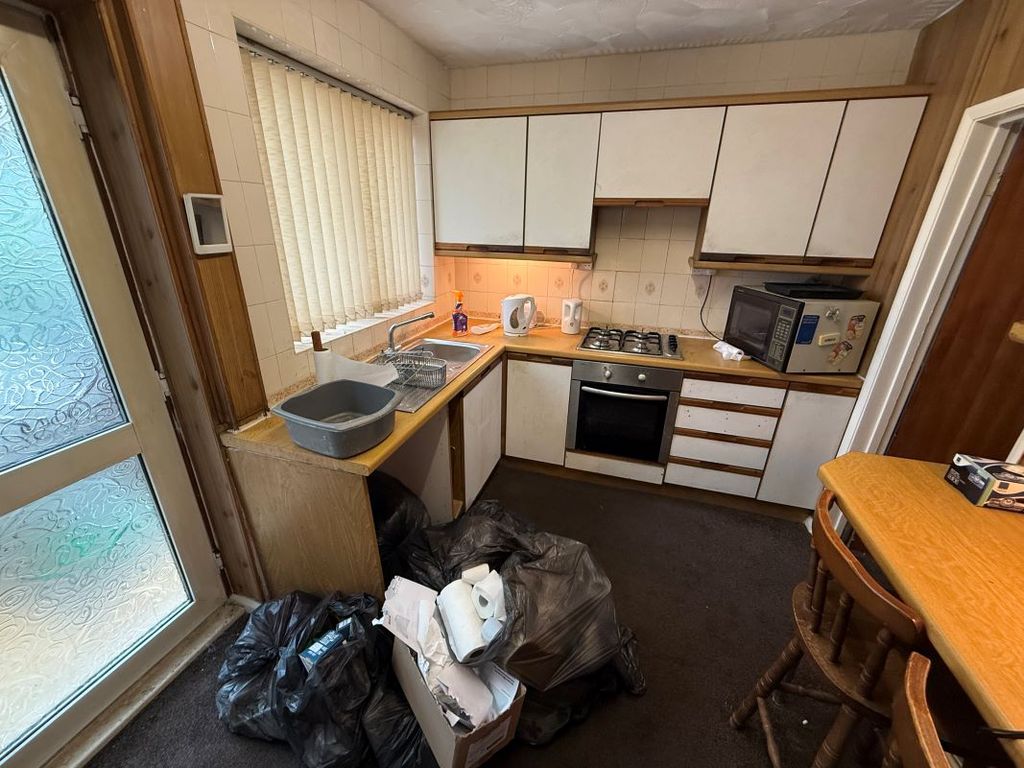 Property photo 2 of 10 Image 2