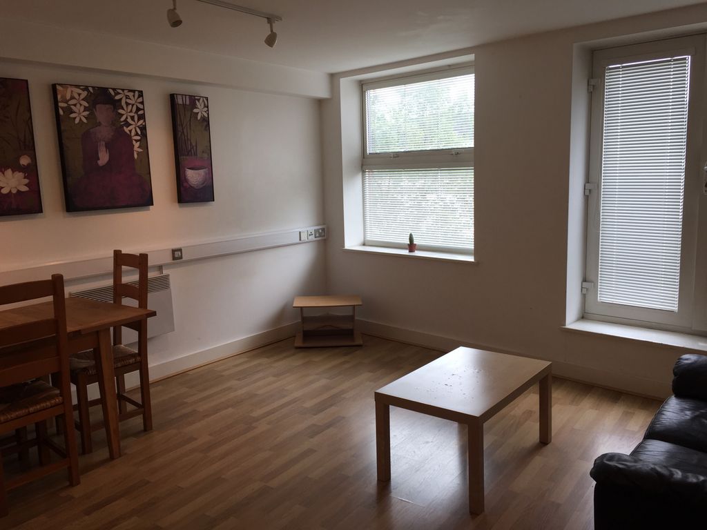 Property photo 2 of 5 Gallery