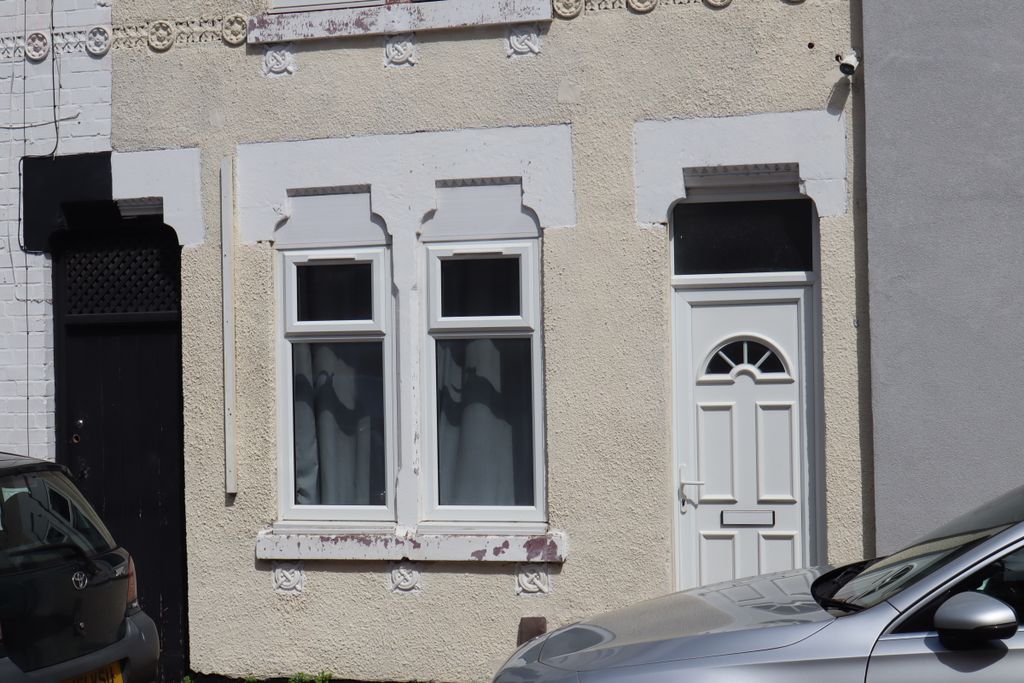 Property photo 1 of 30