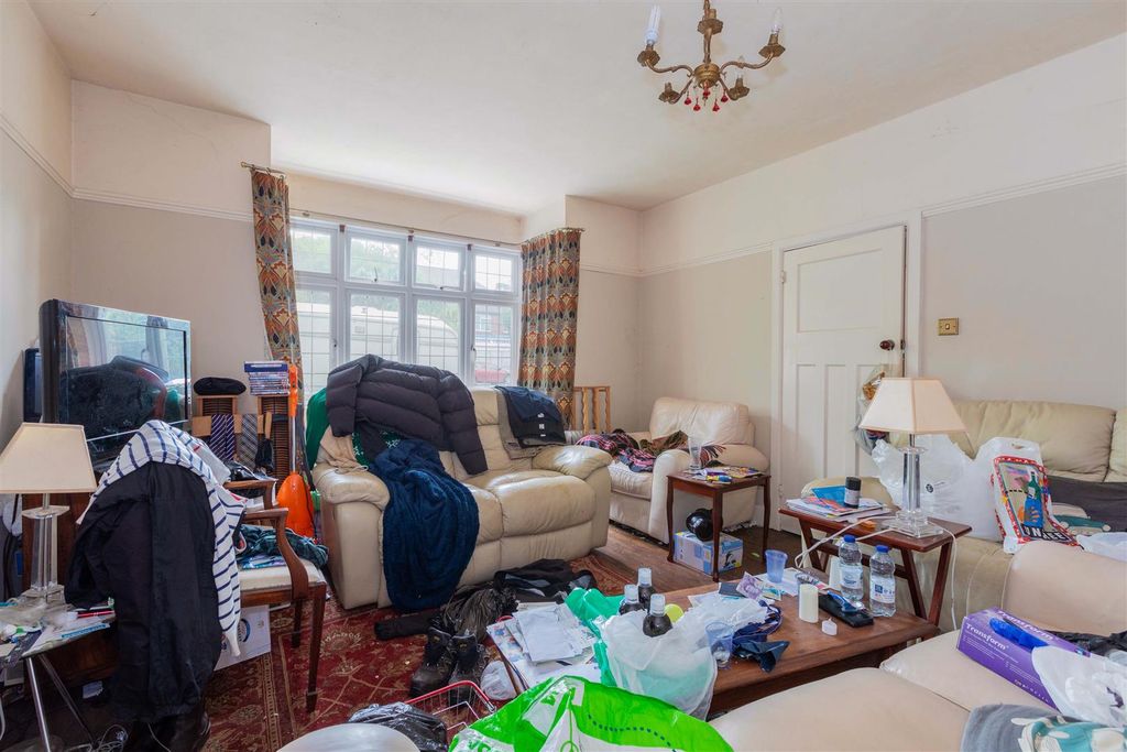 Property photo 2 of 15 117 Burnham Road-9.Jpg