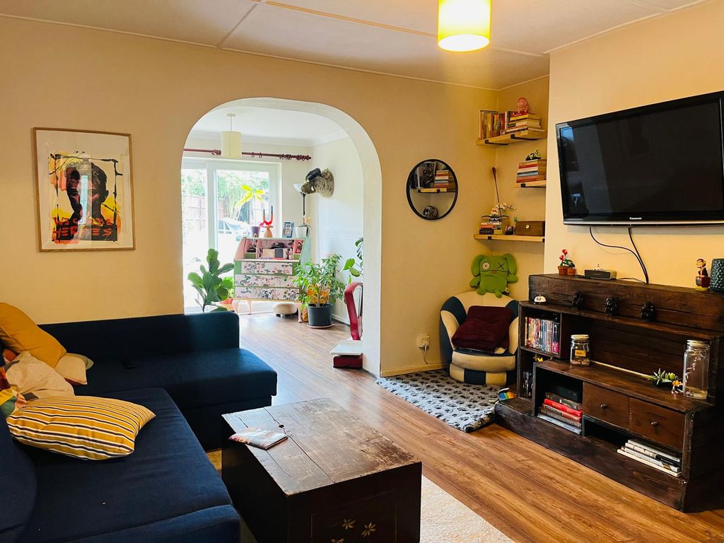 Property photo 2 of 15