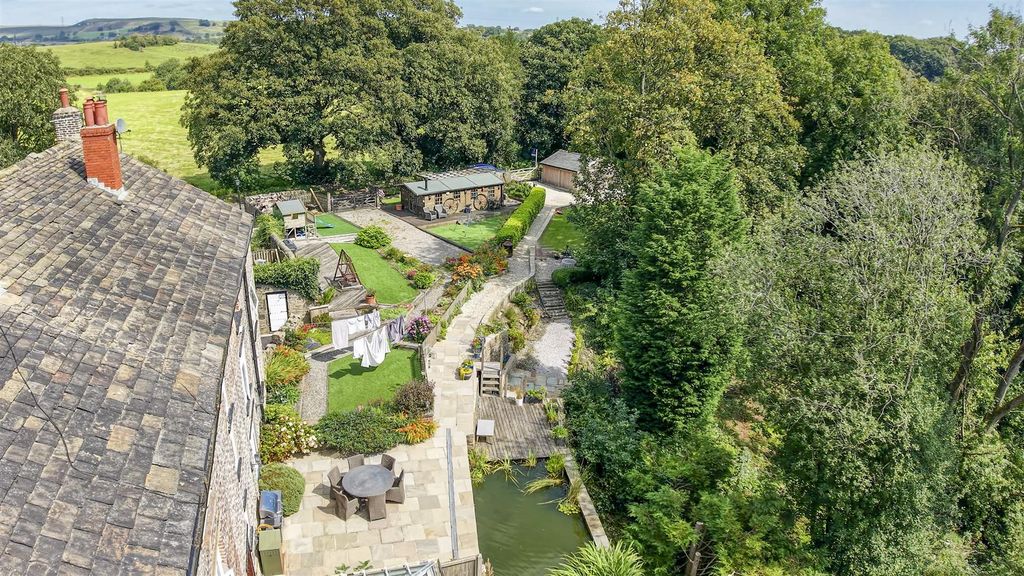 Property photo 2 of 59 Aerial Setting 2