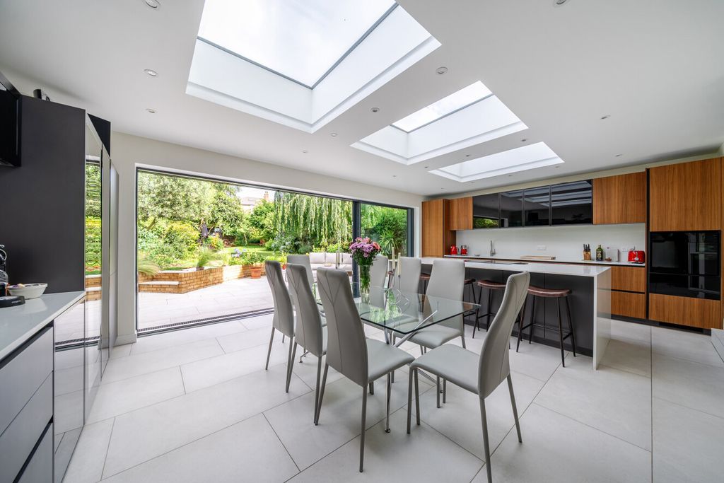 Property photo 1 of 20 1470355-8-6A22A93...