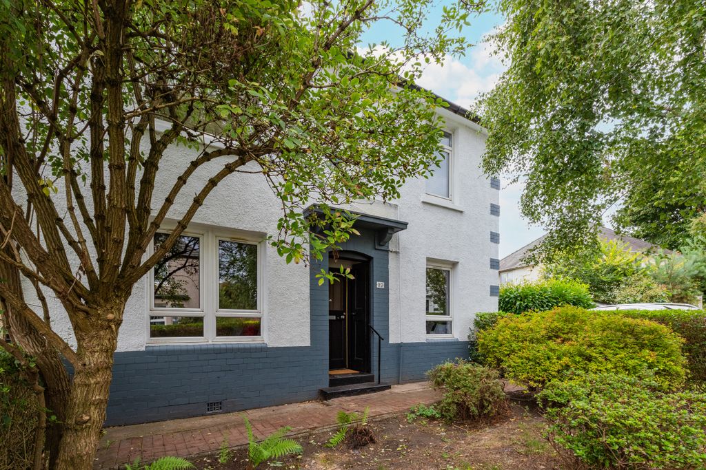 Property photo 1 of 23 89 Warden Road G13 2Yg-15
