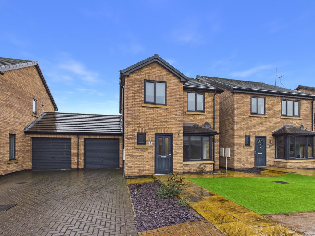 Property photo 2 of 15 4898905