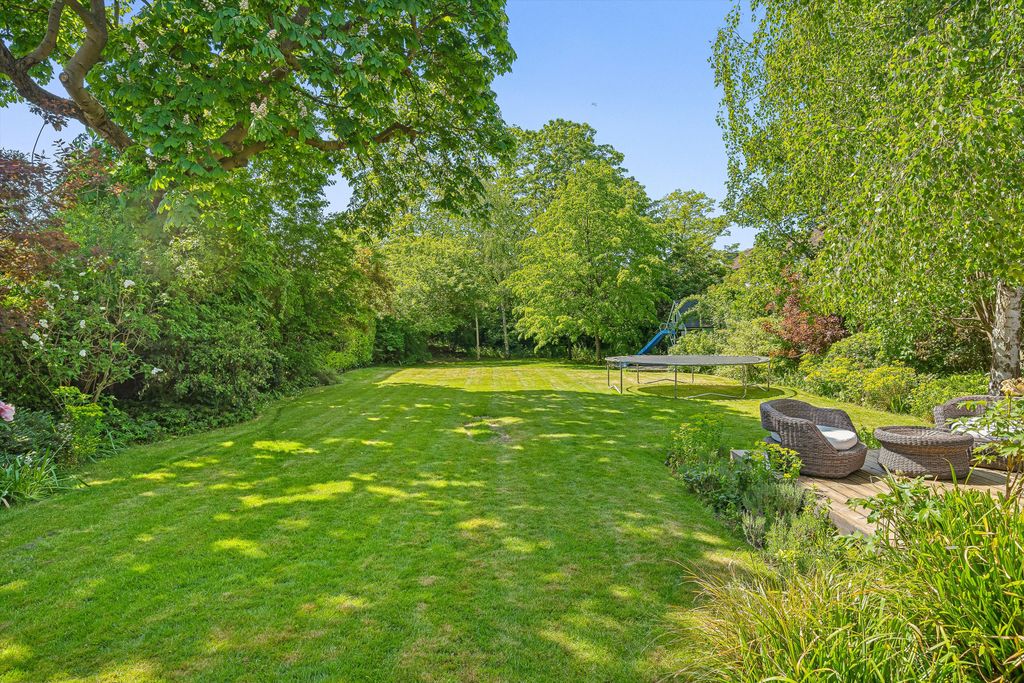 Property photo 2 of 23 Image