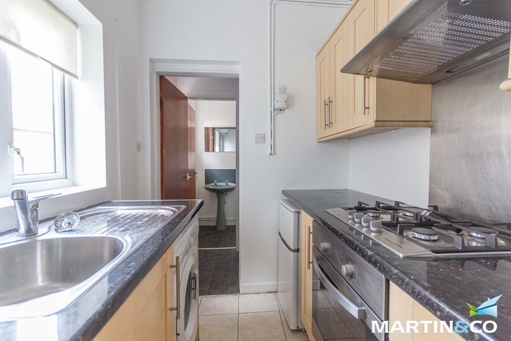 Property photo 2 of 9