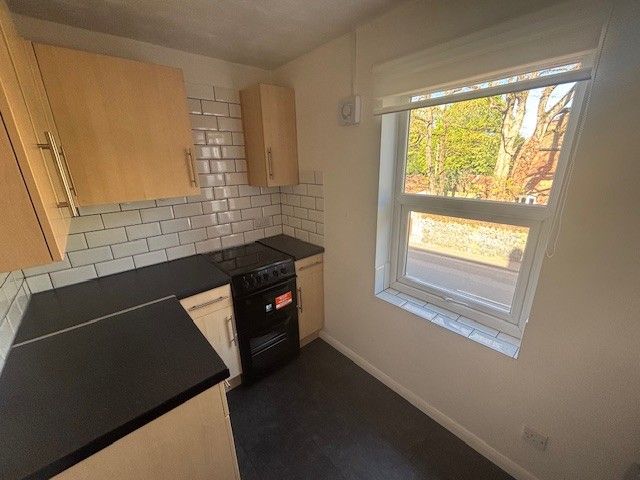 Property photo 3 of 9 Bedroom