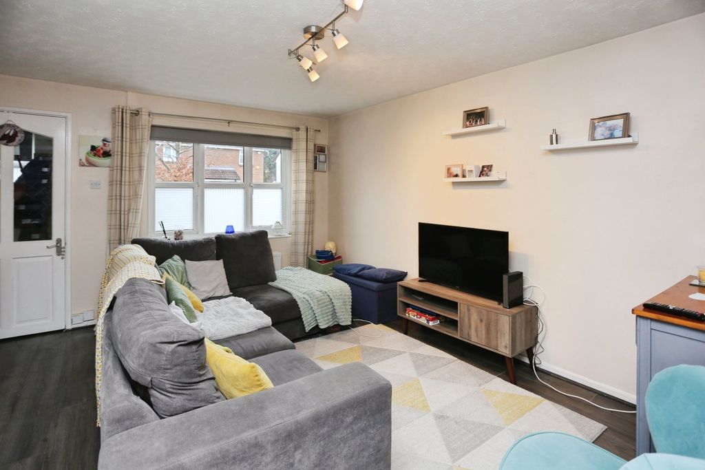 Property photo 2 of 11 Picture No. 20