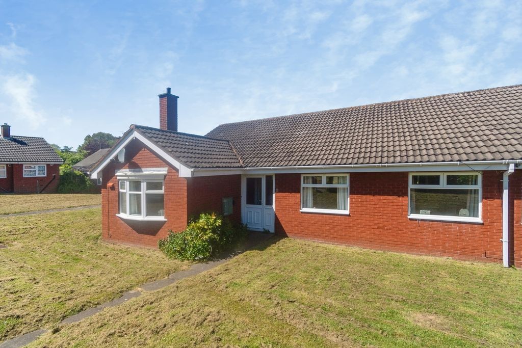 Property photo 1 of 20 Front