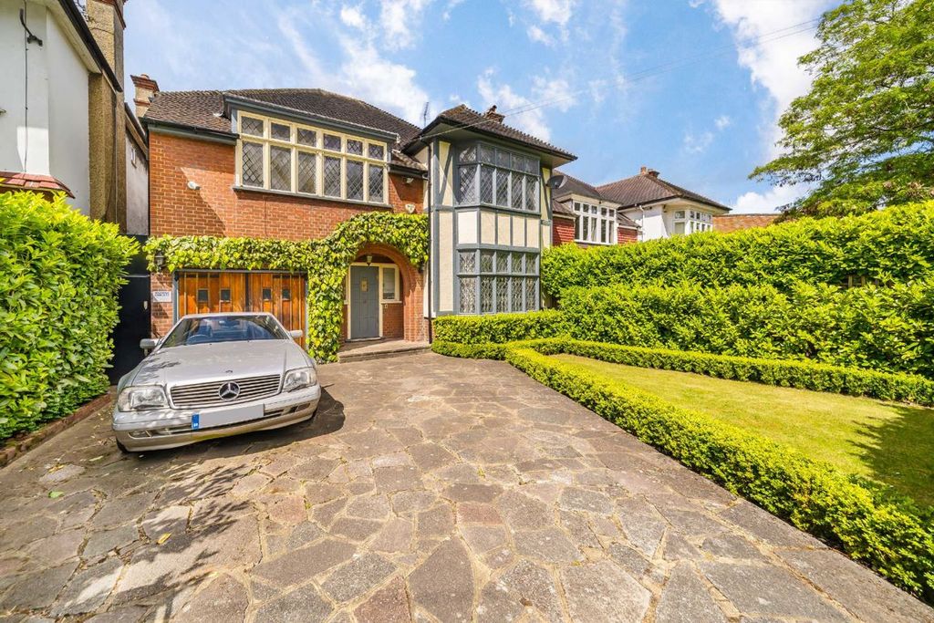 Property photo 1 of 7