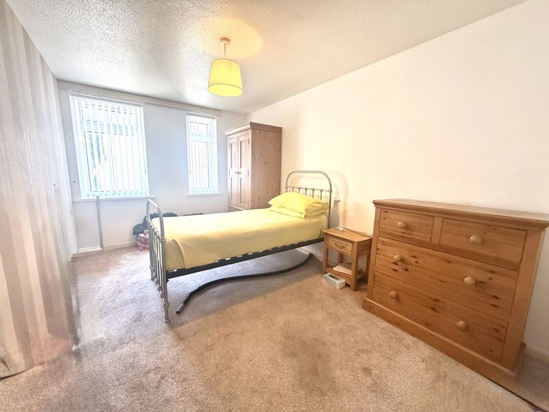 Property photo 3 of 6 Photo 7