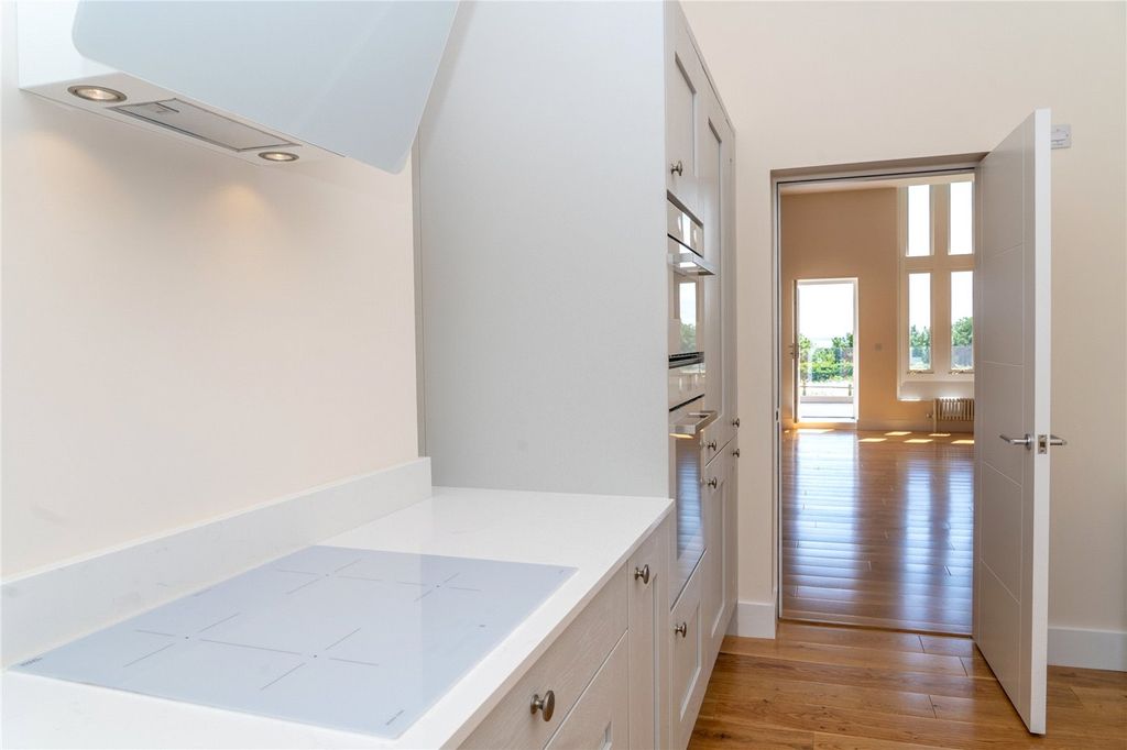 Additional image 4 of 2 bed flat for saleCourtstairs Manor, Ramsgate CT11