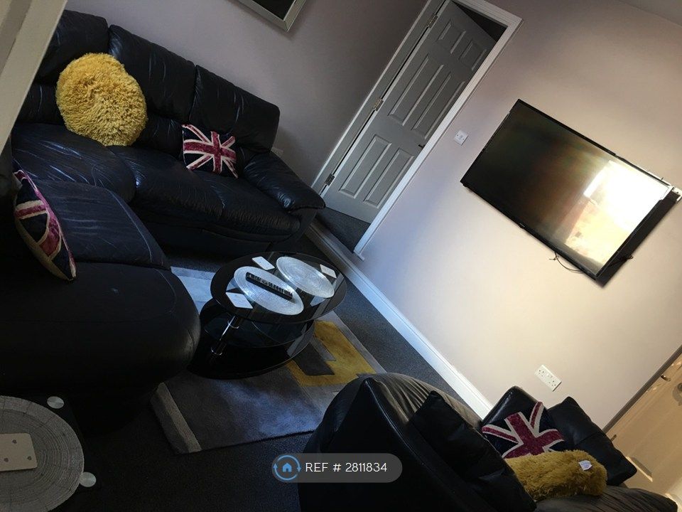 Property photo 2 of 9