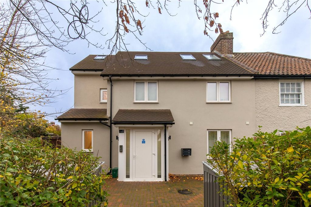 Property photo 2 of 12 Picture No. 09