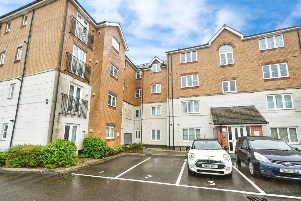 Property photo 1 of 11