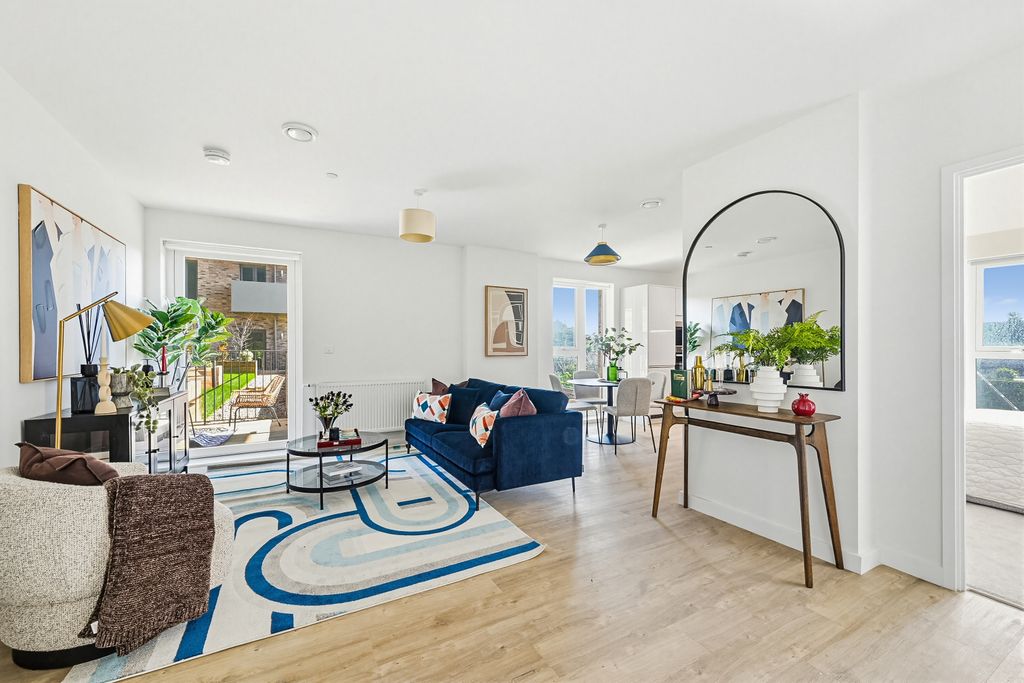 Property photo 2 of 9