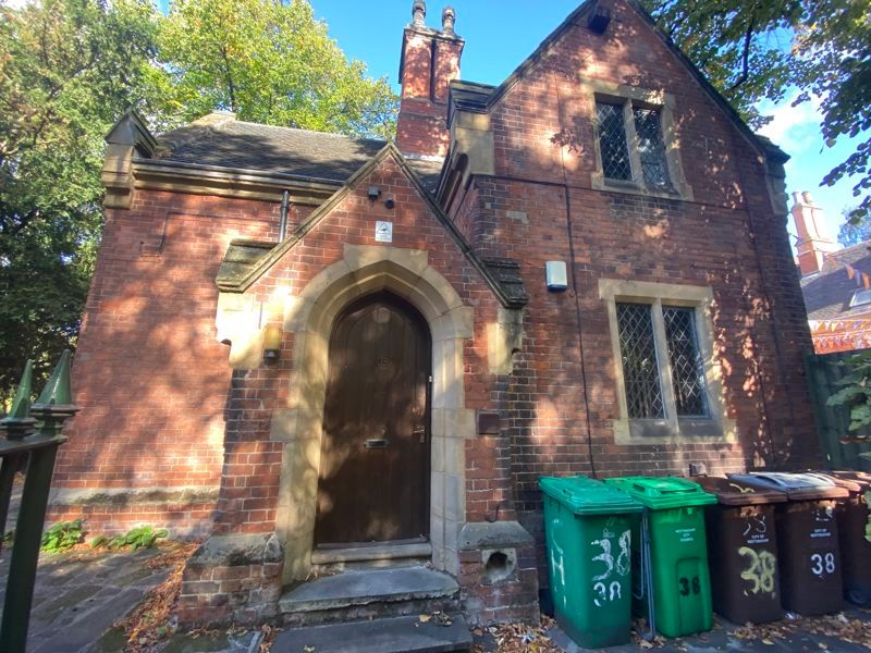 Property photo 1 of 13 Photo 2