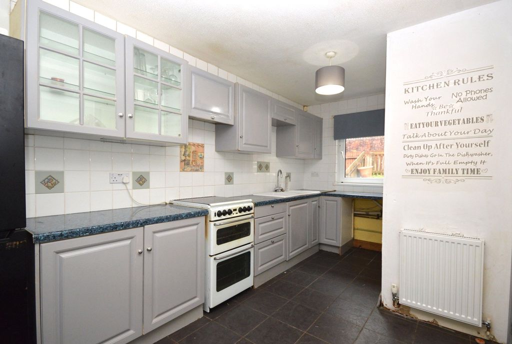 Property photo 2 of 12 2 - Picture No. 14