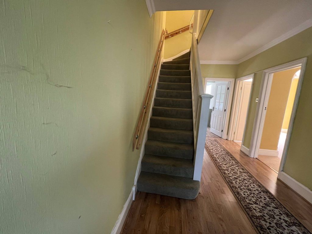 Property photo 2 of 21