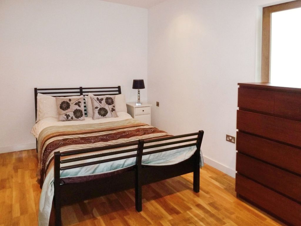 Property photo 3 of 7 Picture No. 09