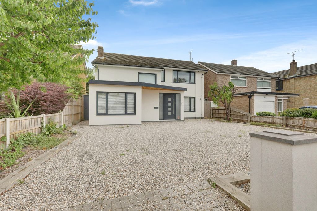 Property photo 1 of 27