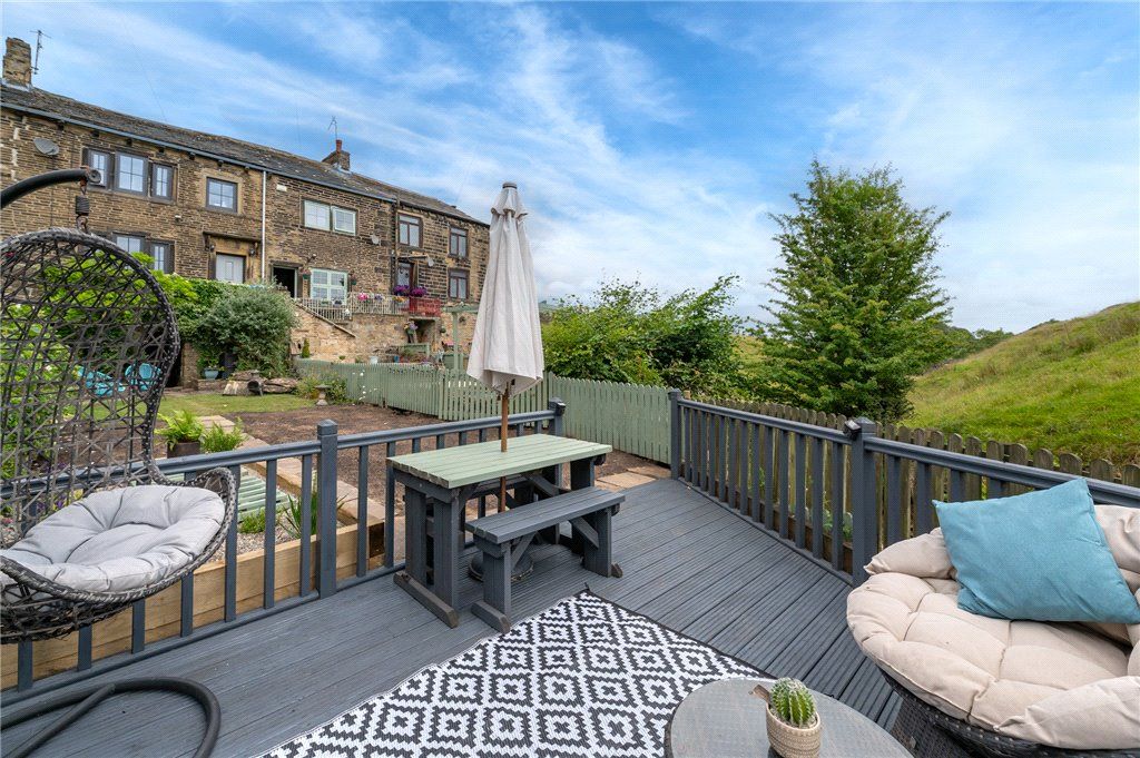 Property photo 2 of 33 Picture No. 52