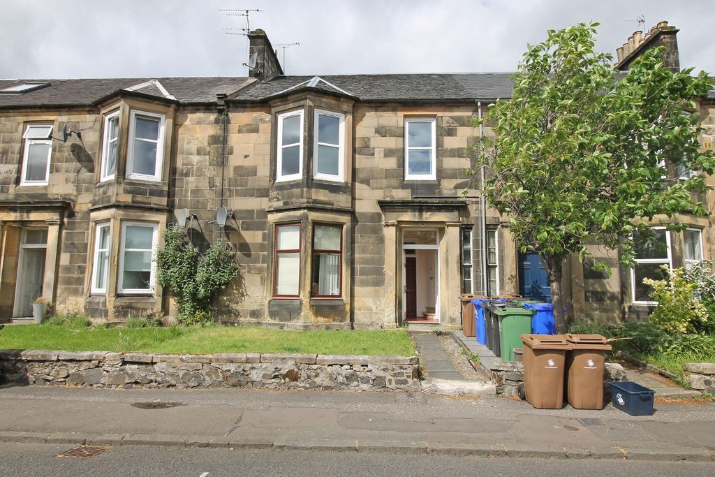Property photo 1 of 9