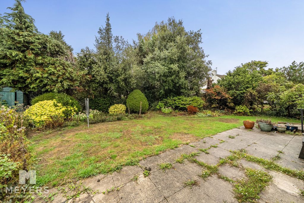 Property photo 3 of 19