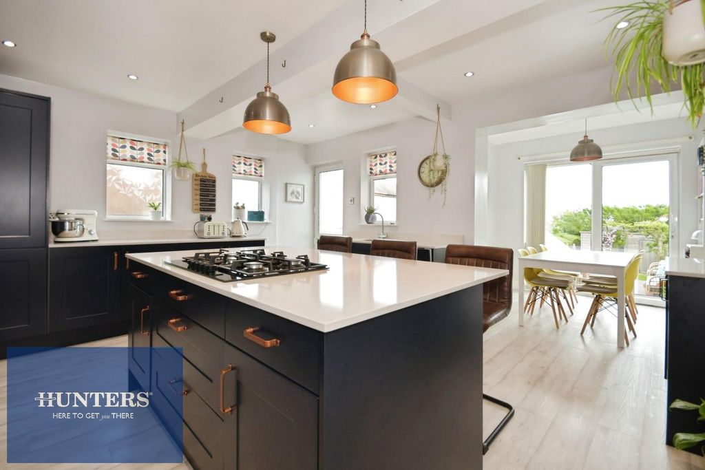 Property photo 3 of 20 Kitchen Diner 02.Jpg