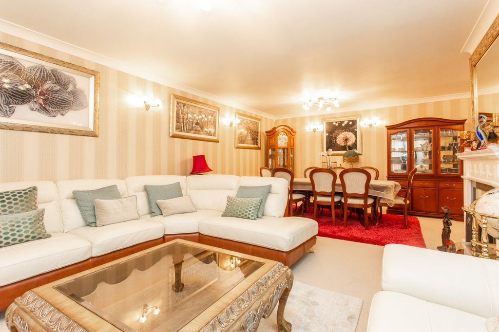 Property photo 2 of 26 Picture 2