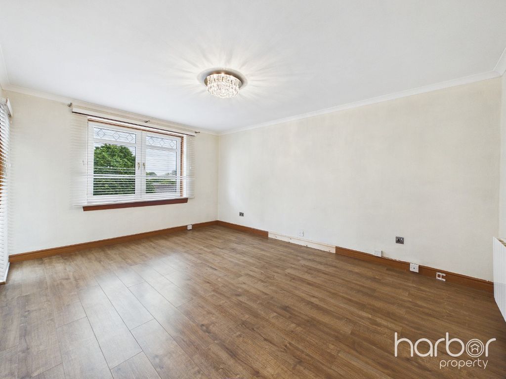 Property photo 2 of 14 5272554